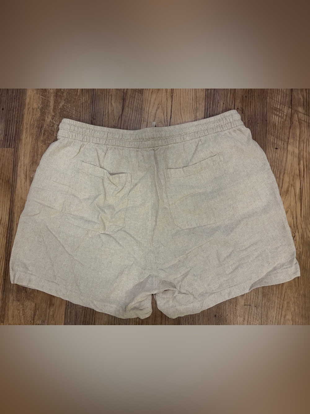 Old Navy Lightweight Drawstring Linen-Blend Shorts in Beige - Picture 5 of 6